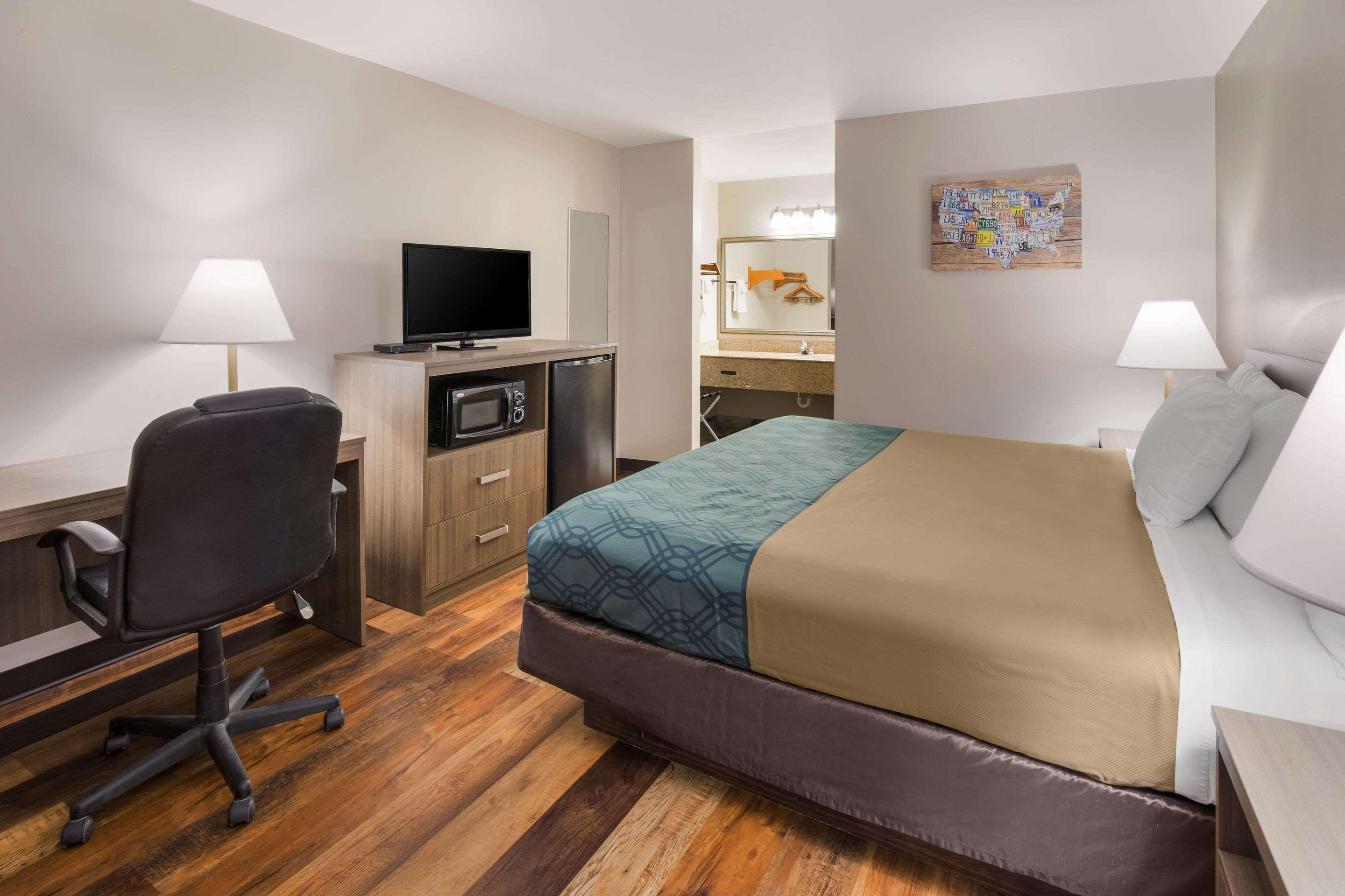 Econo Lodge Hendersonville Εξωτερικό φωτογραφία