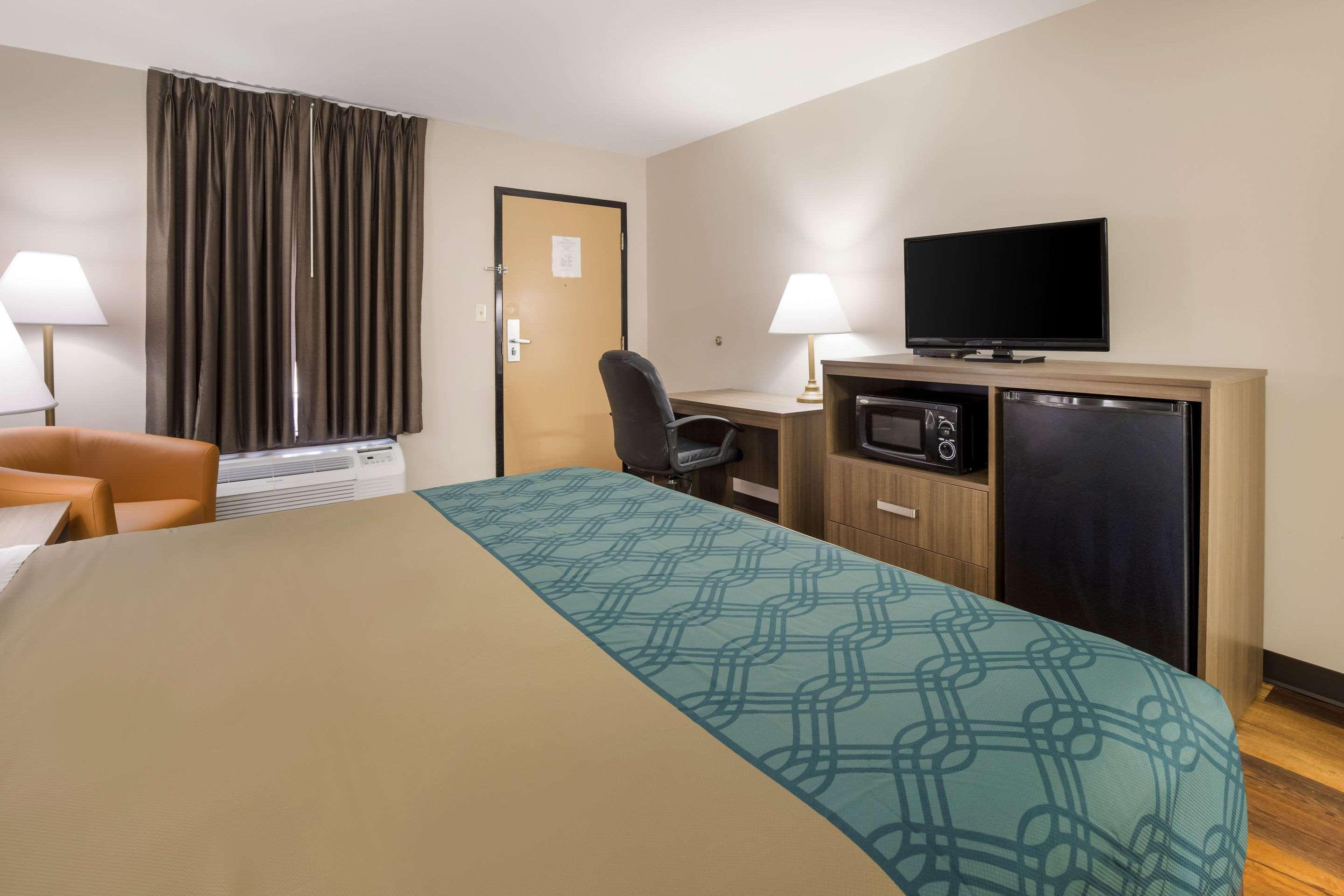 Econo Lodge Hendersonville Εξωτερικό φωτογραφία