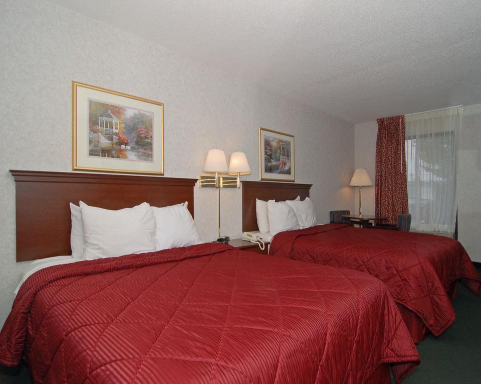Econo Lodge Hendersonville Εξωτερικό φωτογραφία