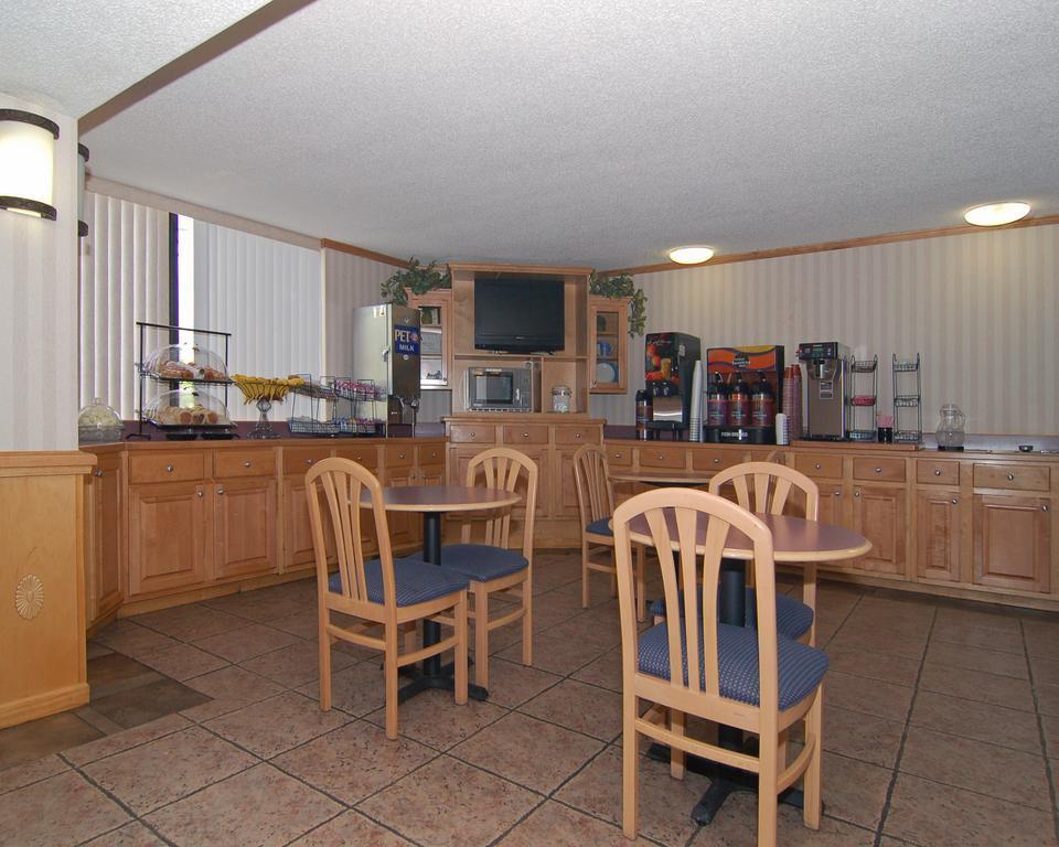 Econo Lodge Hendersonville Εξωτερικό φωτογραφία